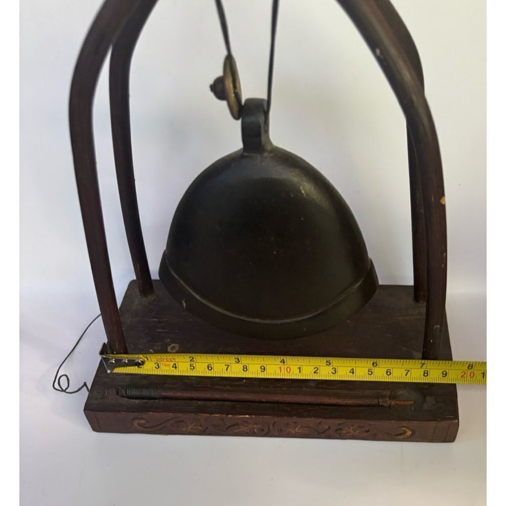 Vintage Brass Chinese Table Top Gong Dinner Bell With Wooden Framed Base - Picture 5 of 5